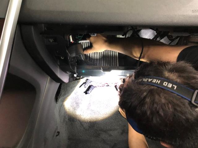 20年老汽车内饰清洗教学全过程,汽车内饰深度清洁施工细节