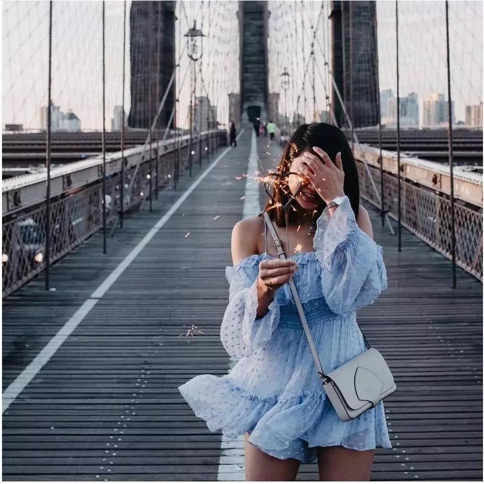 婢虫床灏忎紬鏃跺皻鍝佺墝,婢冲ぇ鍒╀簹蹇椂灏氬搧鐗屾湁鍝簺