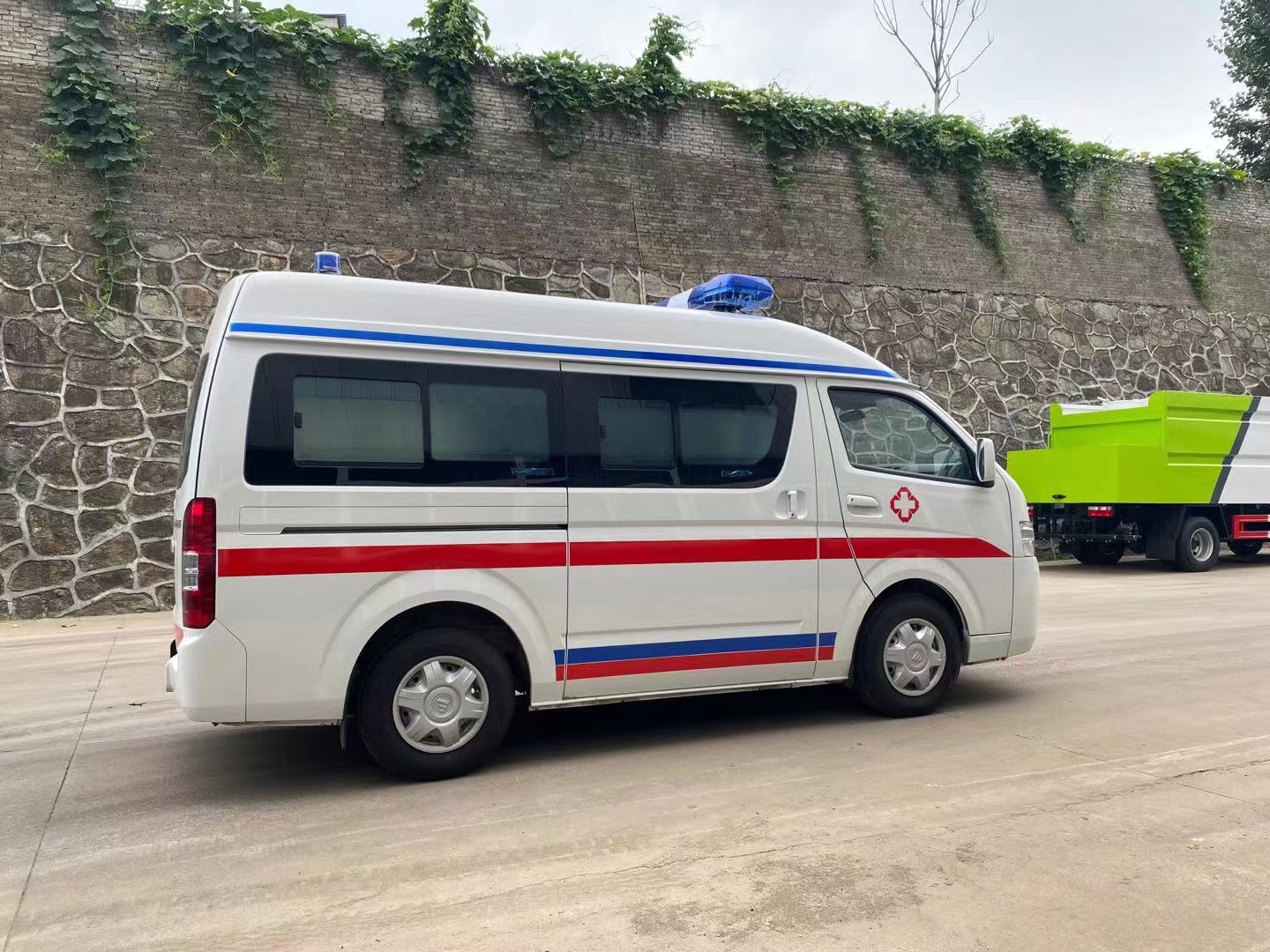 福田风景救护车,福田风景g7救护车生产厂家