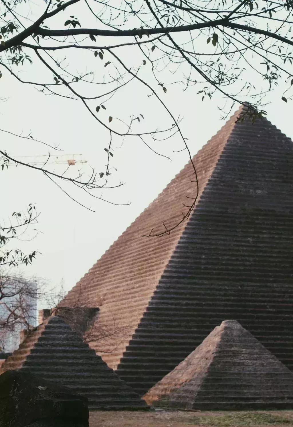 地铁直达的成都周边的好耍的地方,成都地铁能够到达好耍的地方