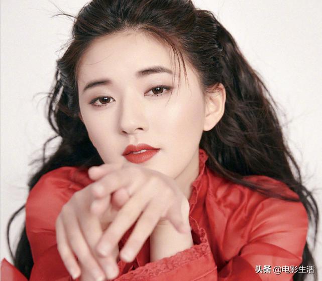 赵露思毛戈平,毛戈平为赵露思化妆