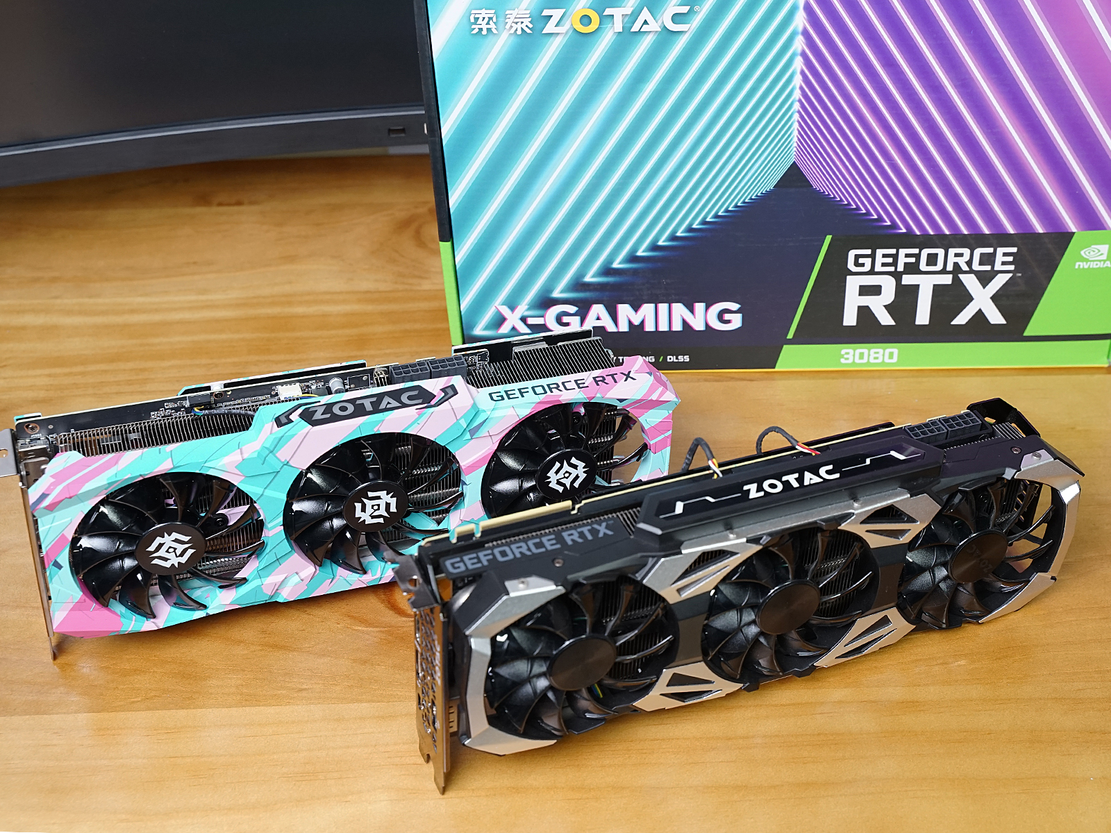 秀桌面：送老婆RGB全家桶PC，钱都花在光效上的感觉真棒