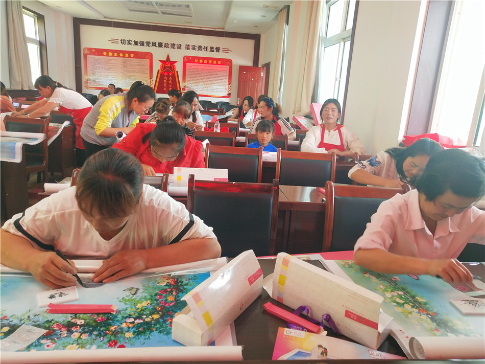 秦州区齐寿镇妇联培训,妇联开展宣讲技能培训