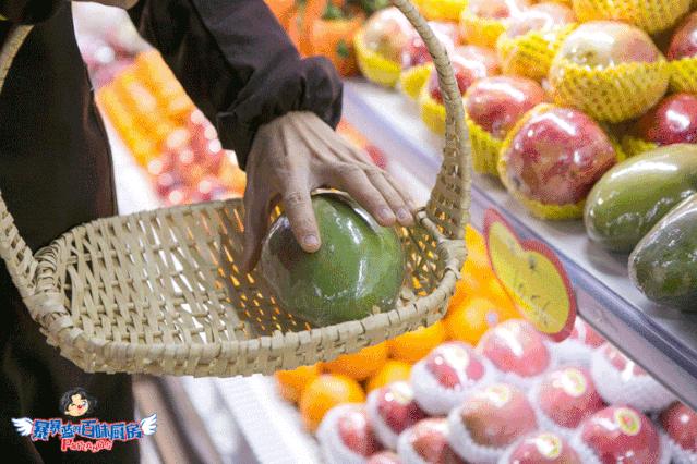 这是什么神仙超市？万象城的品质堪比五爱的价格！奶茶1元喝