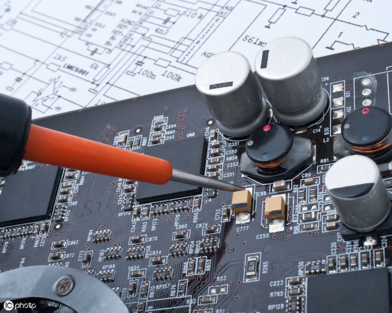 电脑出现了看不懂的英文怎么办,电脑出现看不懂的文字怎么解决