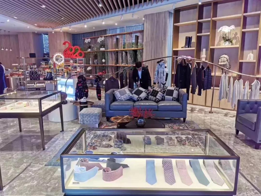 娴庡崡鍊煎緱閫涗竴鍦堢殑璐墿涓績,娴庡崡涓栫晫绾ф秷璐规墦鍗″湴