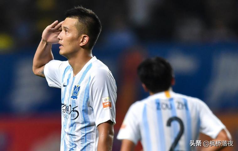 国足夺冠后,国足凯旋夺冠