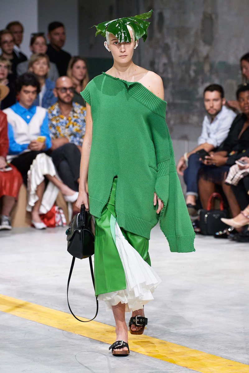盘点四大时装周那些看不懂的奇葩设计,这15个品牌谁才是一号怪咖