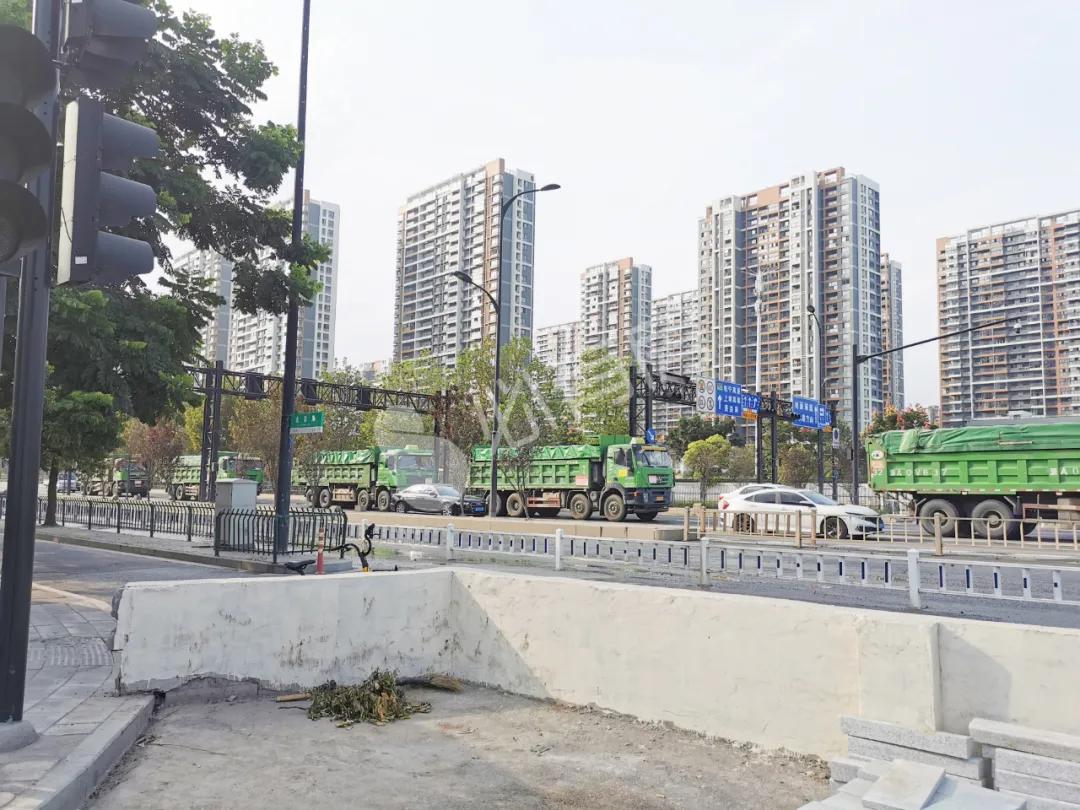 粉盘撞车，现状差又最贵的上河公元你买账吗？