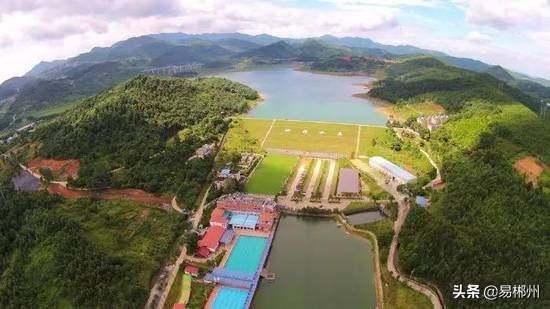 閮村窞姘存湀鍖楁箹,閮村窞鏄撴父