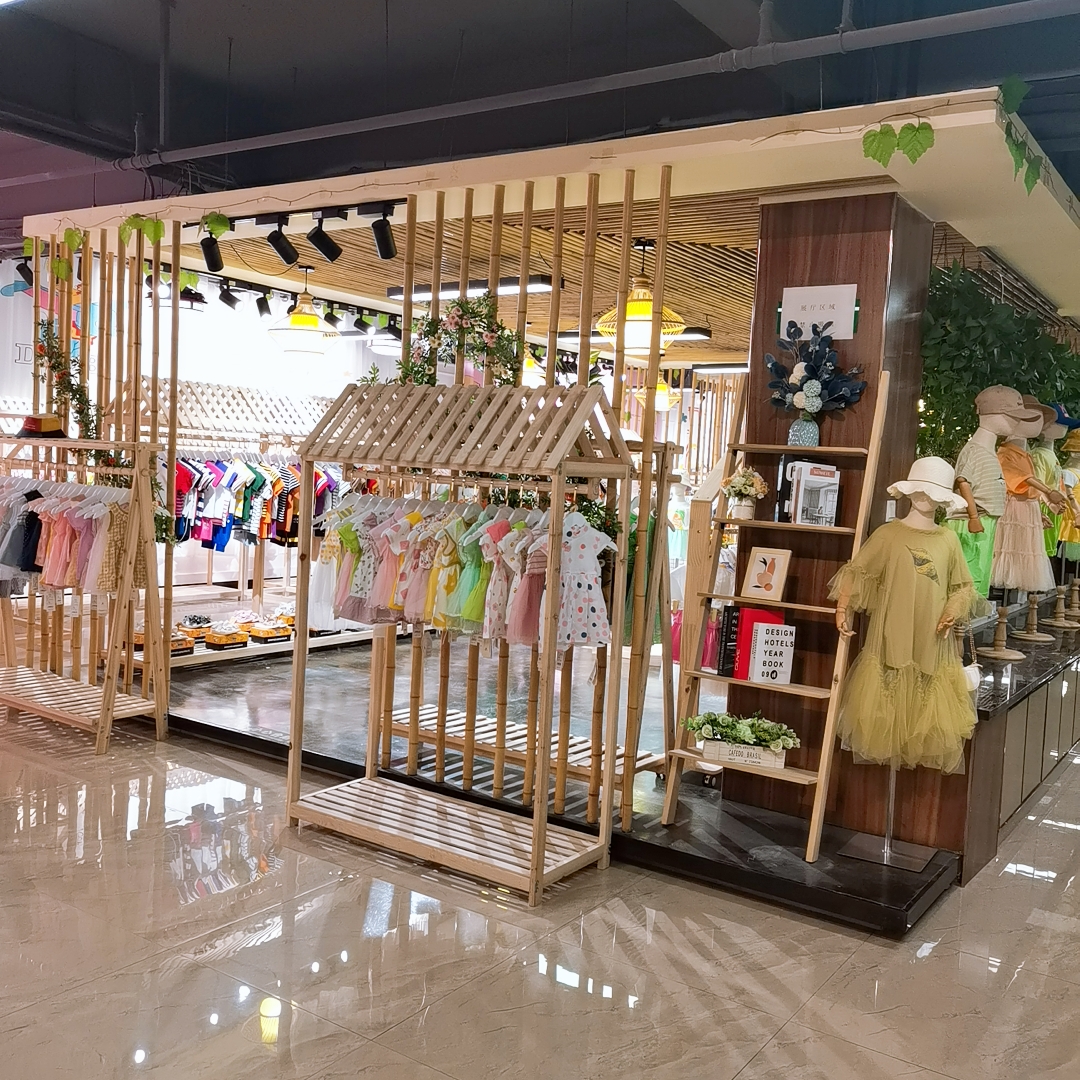 童装店一件衣服赚多少合适,现在开童装店怎么样好不好做