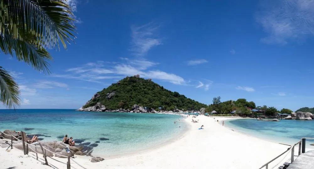 被冠以“素质低”的中国游客，如今成了一些国家最为思念的亲人