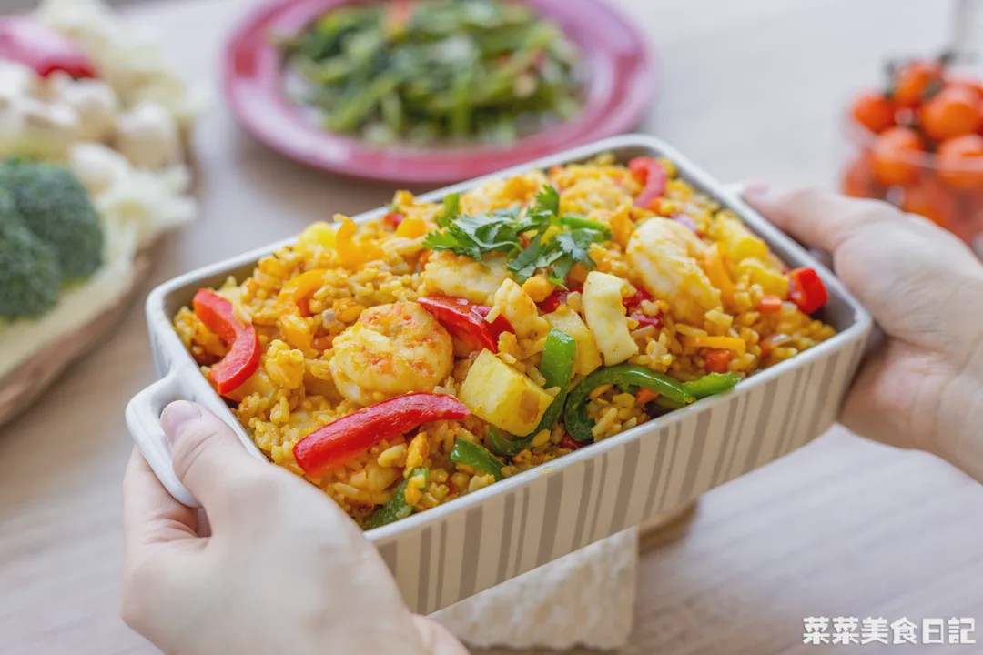 蛋炒饭这样做真好吃,10分钟蛋炒饭