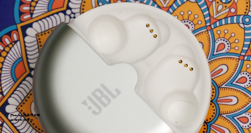 太空舱高音质蓝牙耳机,太空舱便携耳机