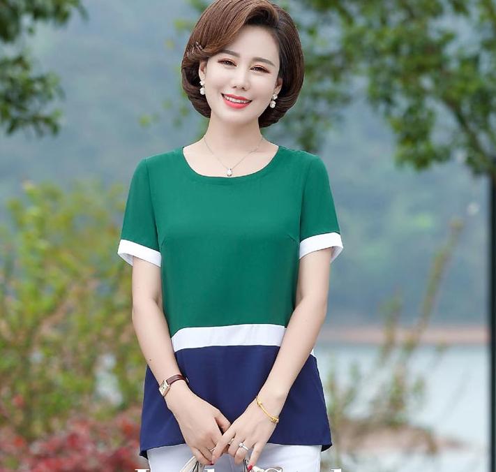 扔掉过时的旧衣服,扔掉旧衣服吧