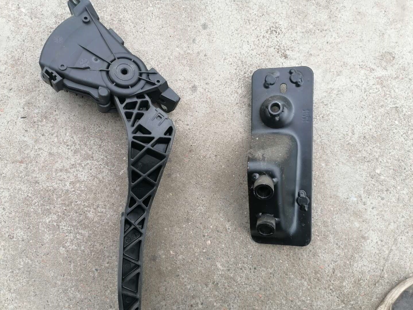 吉利帝豪设计亮点,吉利帝豪做工质量怎么样