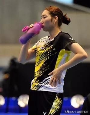 打球出汗后怎样补水才是科学的?