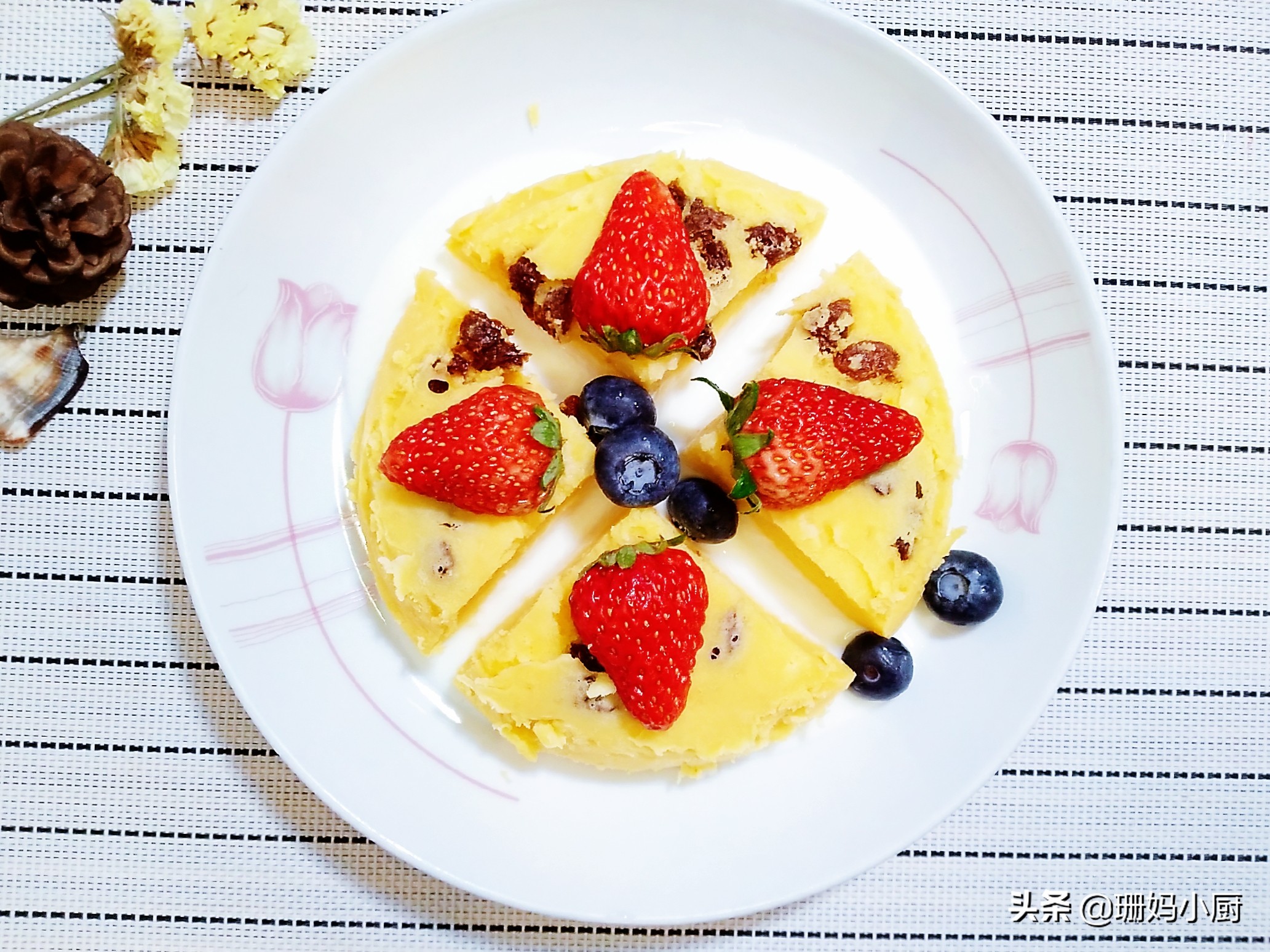 何炅教做酸奶蛋糕用什么面粉,何炅同款自制小蛋糕