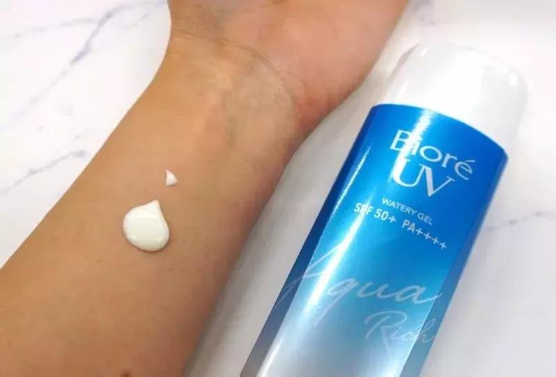 最好用的防晒平价套装推荐,最热门的几款防晒合集