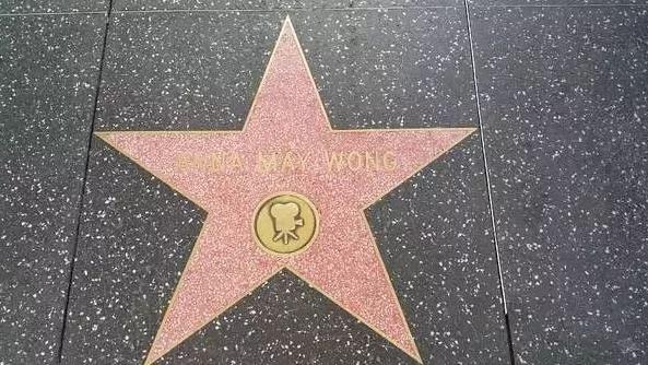 黄柳霜从洗衣工女儿到好莱坞传奇,黄柳霜在好莱坞当过主角吗