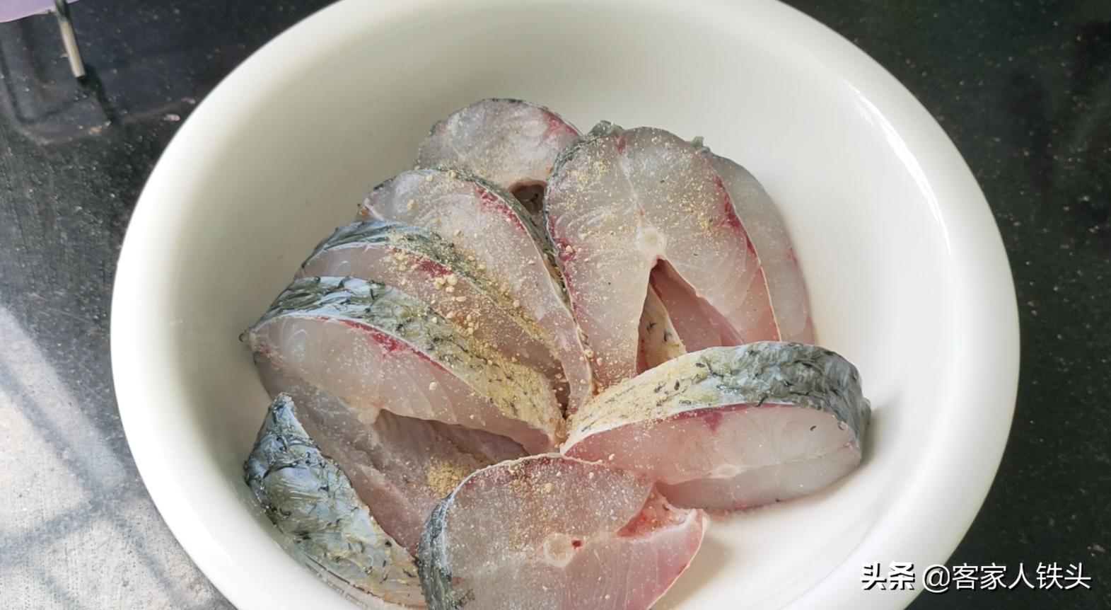 客家炖草鱼的正确方法,客家红烧草鱼的家常做法最简单的