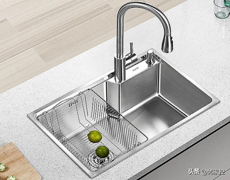 不锈钢水槽买什么样的好,怎么辨别不锈钢水槽质量