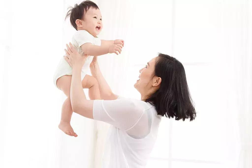 宝宝肌肤的保养知识,宝宝肌肤怎么护理