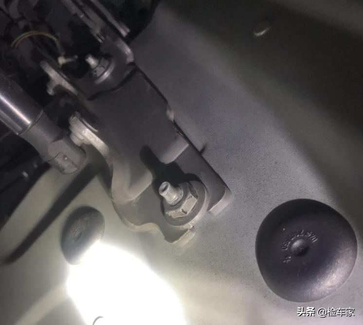 跑了40万公里的宝马740,开了5年的宝马740还值多少钱