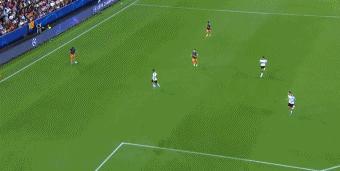 为什么梅西和c罗能破这么多纪录,奇耶赫谈梅西