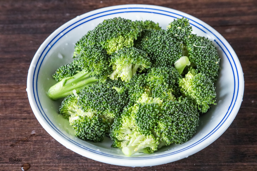 怎样洗西兰花的小虫,洗西兰花用什么方法洗得干净