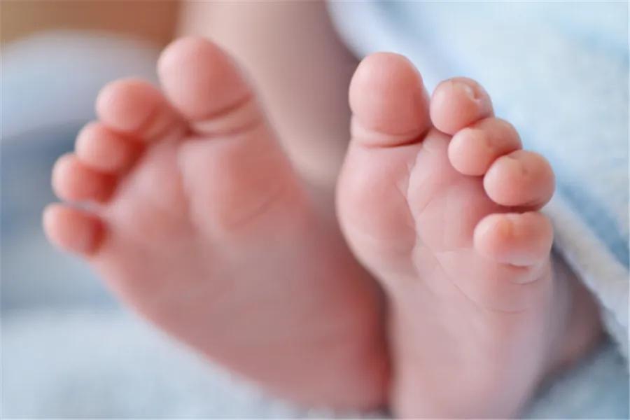 孕妇经常吃冰激凌有没有事,孕妇吃多冰淇淋对胎儿有影响吗