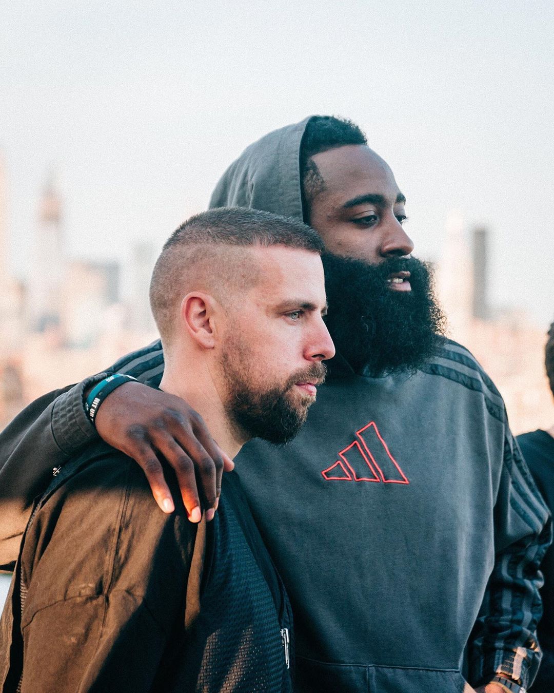 权志龙个人品牌耐克,adidas权志龙