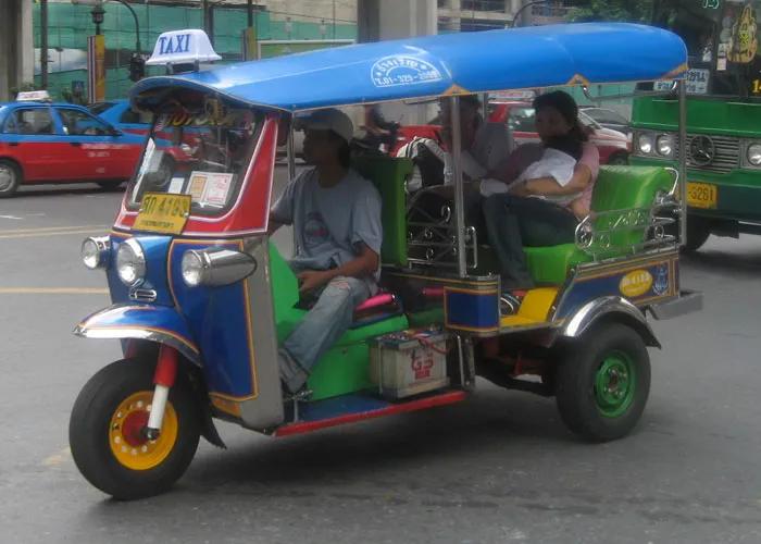 “在意大利，不要接别人给的手绳”，旅友们被宰出各种血的教训