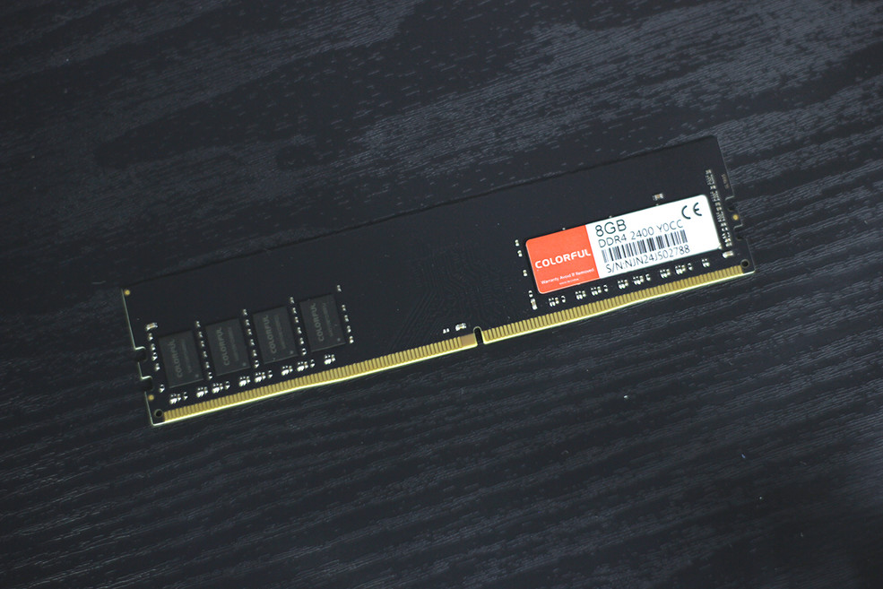 电竞新势力的显示器,七彩虹igame系列主机