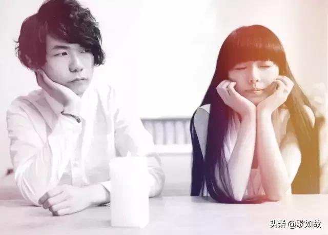 我删除了10年前MP3里的歌，却依旧忘不了你