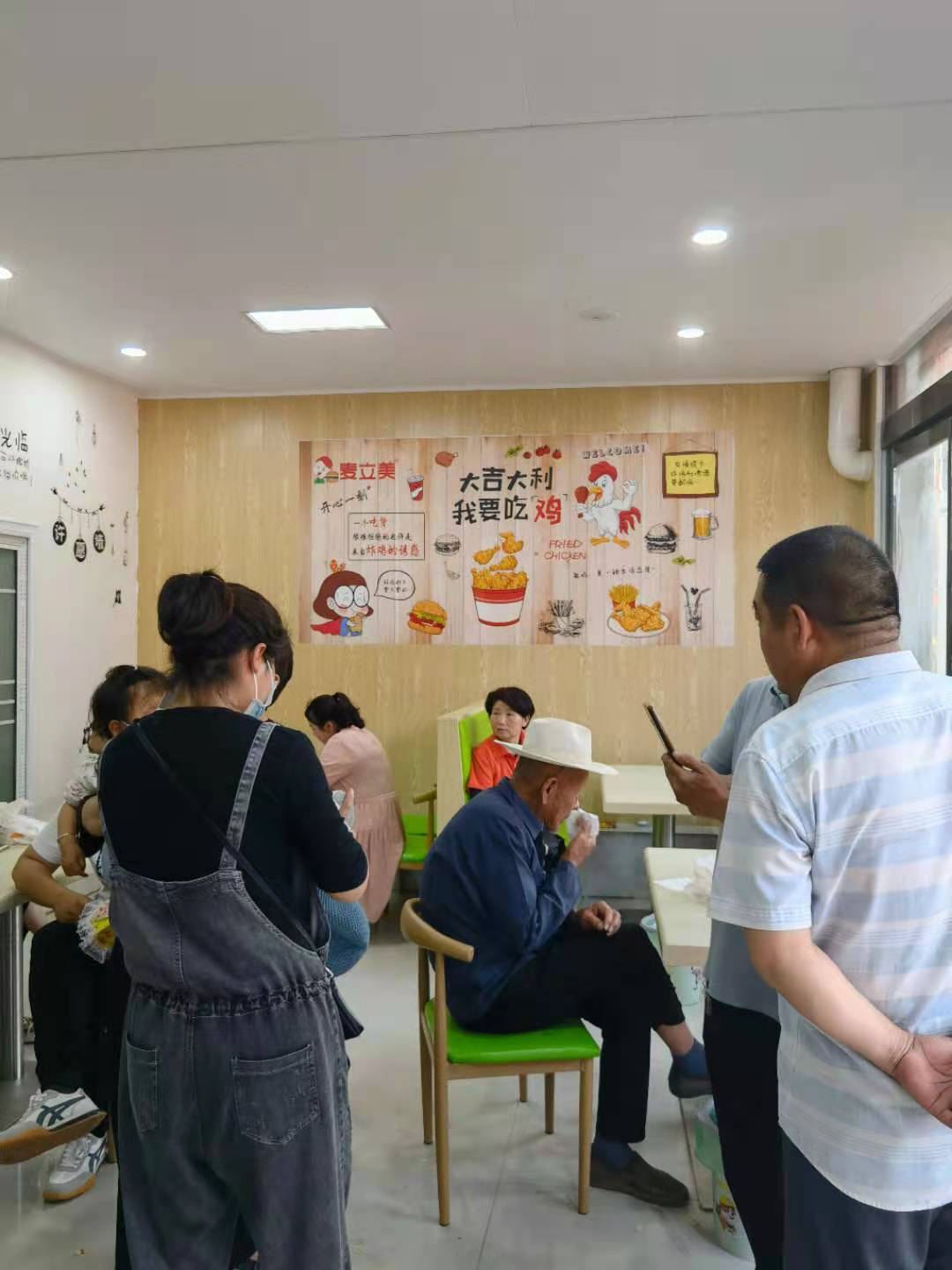 怎样开一家有特色的炸鸡汉堡店,如何开一家汉堡店