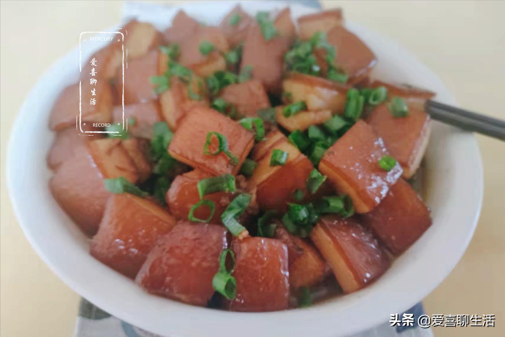 百姓家的晚餐，三菜一汤，有荤有素不足30元，婆婆：挺会过日子的