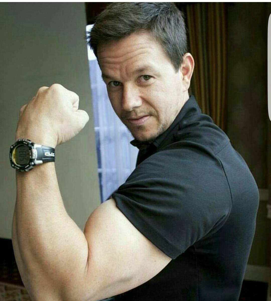 哑铃手臂肌肉锻炼详细计划,如何在家练习手臂肌肉