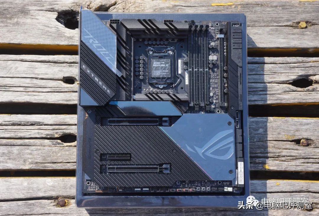 华硕rogmaximusxiii双卡,华硕rogmaximus主板对比