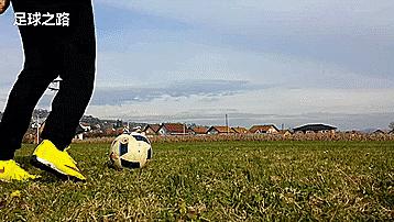 三个足球过人技术,简单而又装逼的足球小技巧