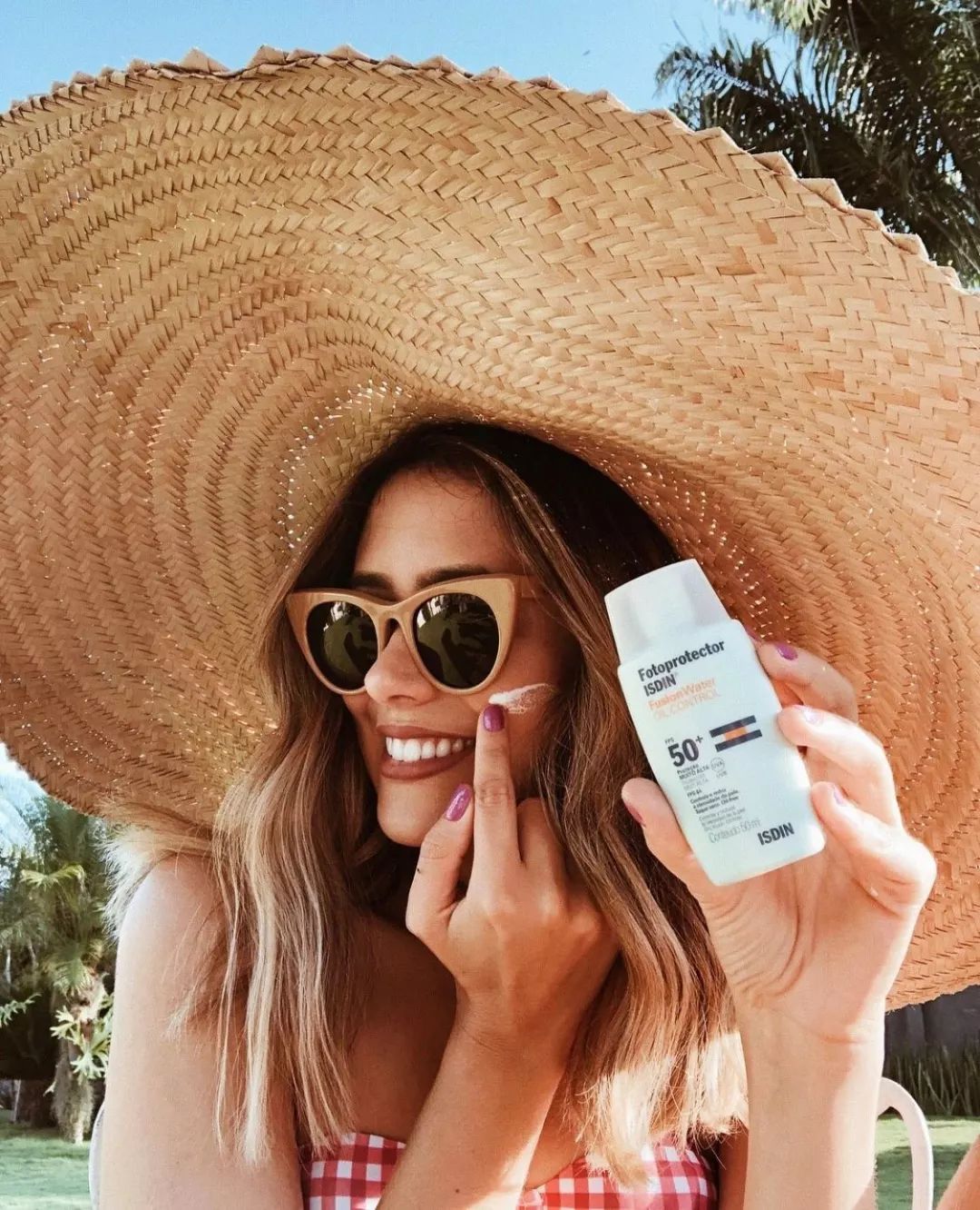 一到夏天就断货？这支水做的防晒液轻薄隐形，西班牙运动队同款！