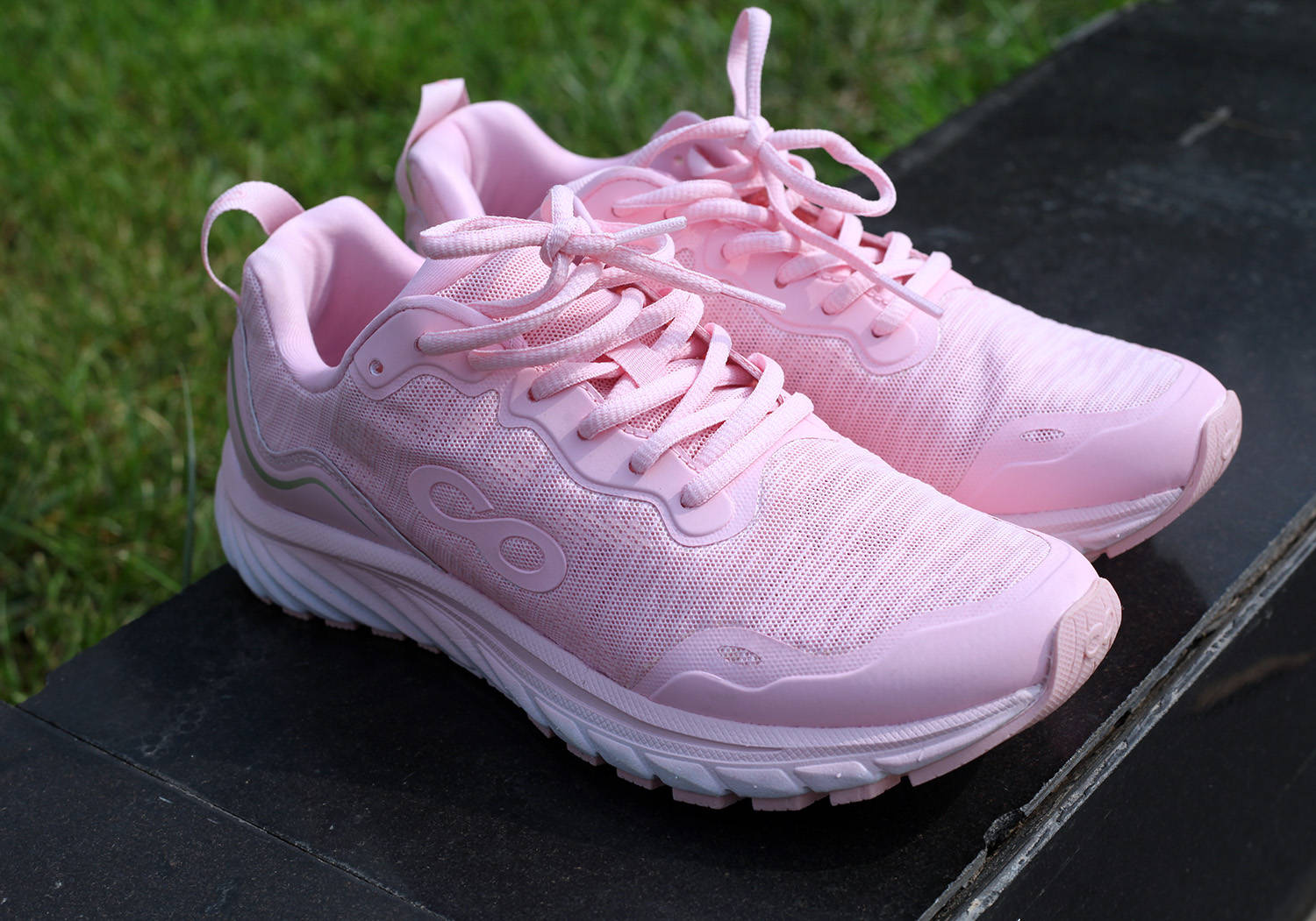 咕咚10k悦弹与乔丹风行10代,咕咚跑鞋21k驭风和经典