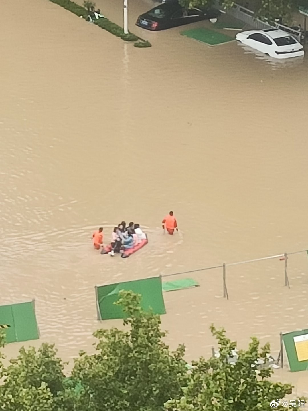 保鲜膜套用来给小家电防尘真不错,保鲜膜安全套