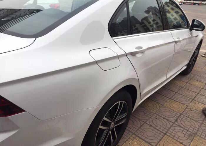 大众凌渡的空间表现,大众凌渡领克01评测视频