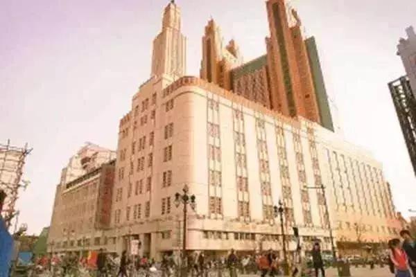 百货大楼的历史,不同年代的百货大楼