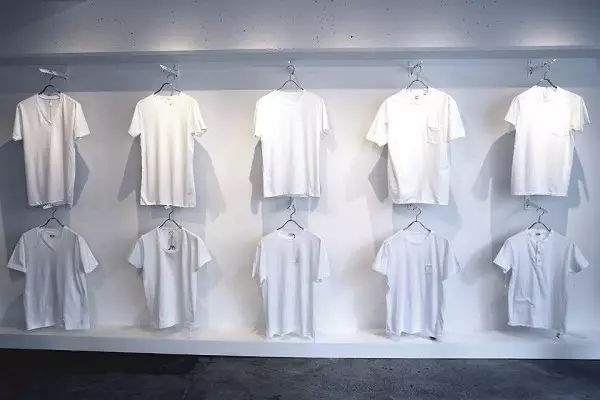 让全国人民疯抢的优衣库,让全国人民疯抢的优衣库t恤