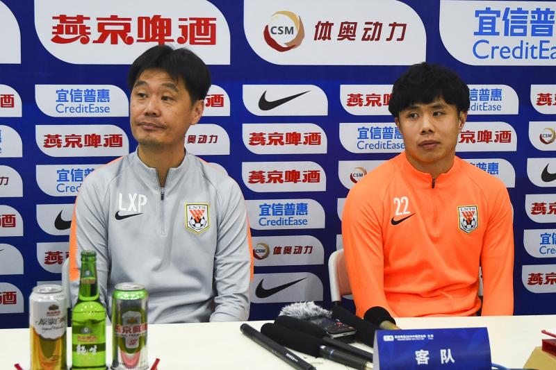 一张亚冠正赛门票，鲁能和申花都想拿，申花主帅说要看老天爷决定