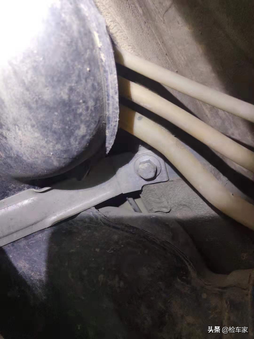 大众polo二手选1.4还是1.6,斯柯达晶锐和三厢polo哪个更好开