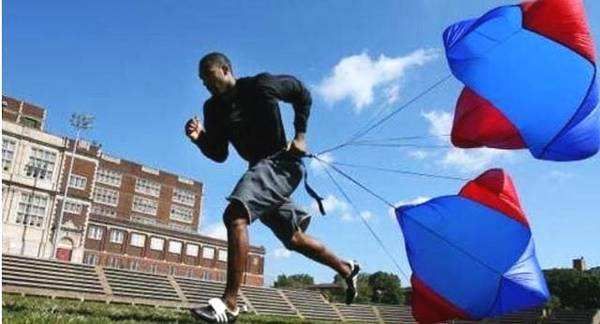 麦基休赛季训练视频,nba巅峰时期麦基