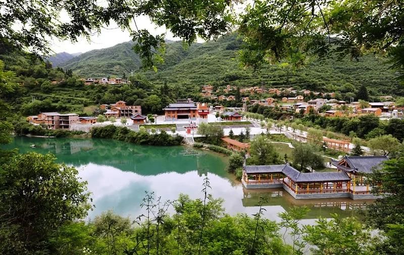 第一个全域旅游城市,全域旅游目的地